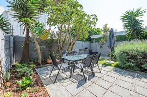 Cozy Beachfront Garden Unit, Blouberg